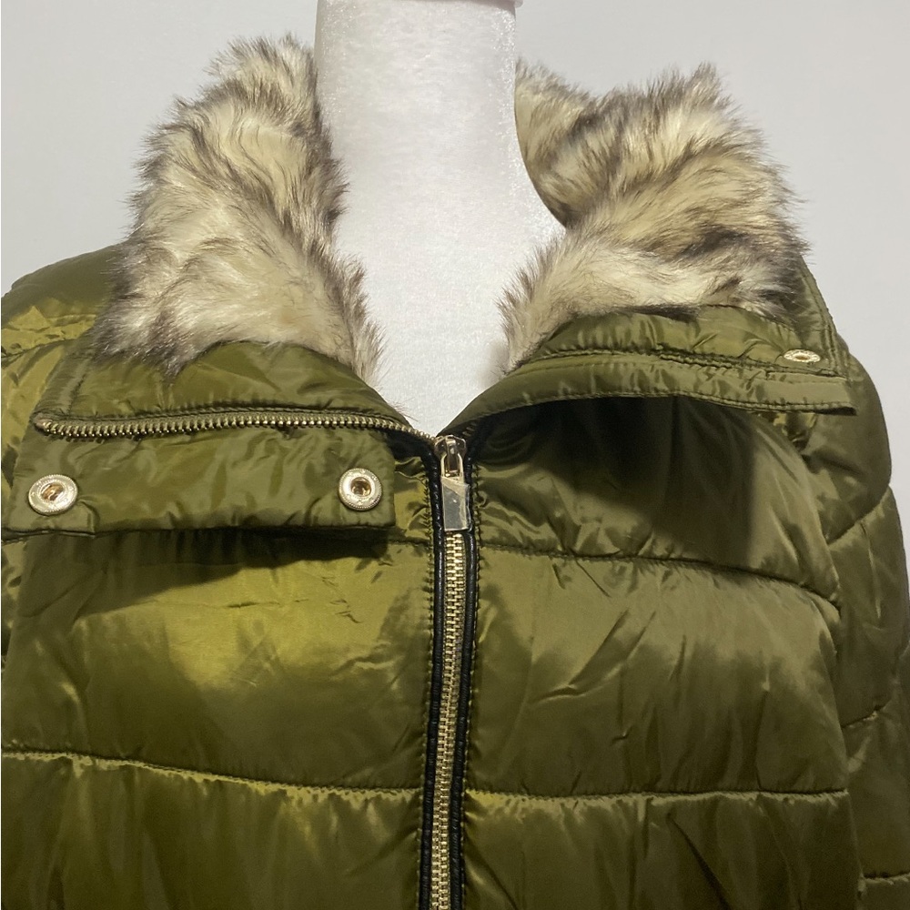 Cropped Puffer Jacket.